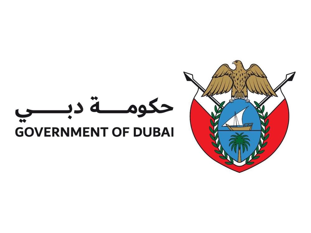 بتوجيهات محمد بن راشد .. حمدان بن محمد يعتمد صرف مكافأة أداء للموظفين المدنيين في حكومة دبي بـ 277 مليون درهم