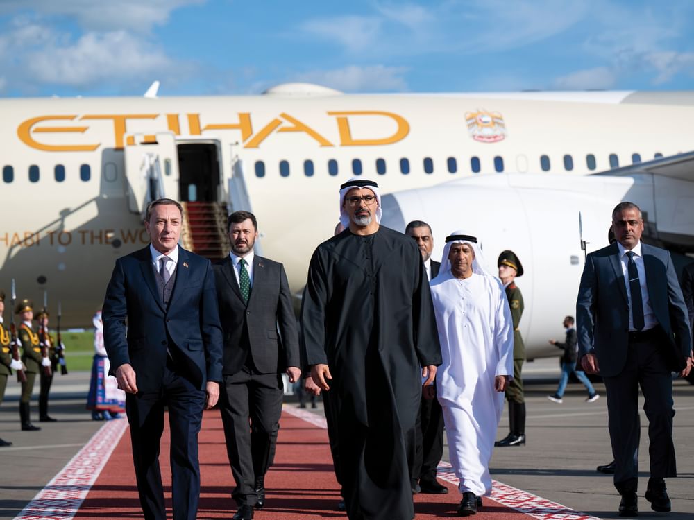 Príncipe herdeiro de Abu Dhabi chega a Minsk para cúpula da União Econômica da Eurásia
