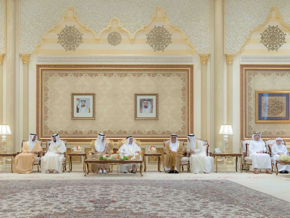 حاكم الشارقة يواصل استقبال المهنئين بعيد الأضحى المبارك