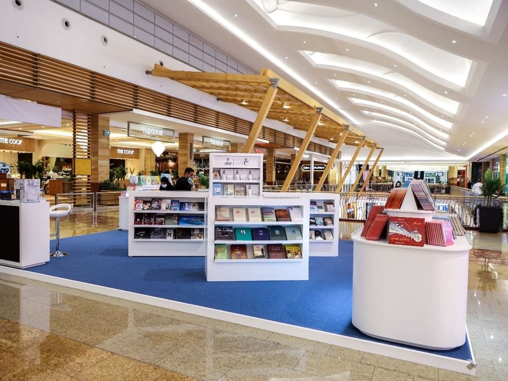 Khazanat Al Kutub initiative exhibits ALC’s latest publications at various locations