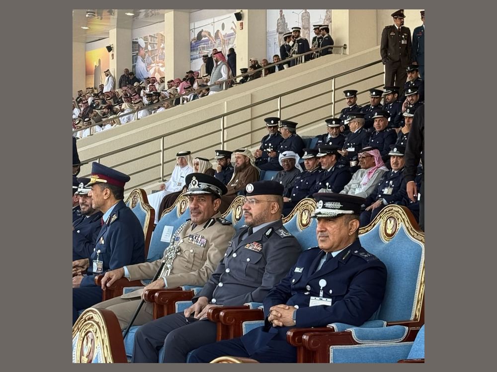 وفد من شرطة أبوظبي يزور كلية الشرطة في قطر