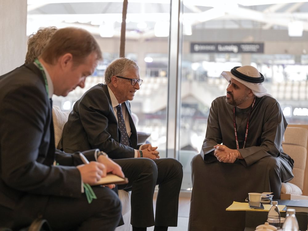 Theyab bin Mohamed bin Zayed meets Bill Gates on the sidelines of Formula 1