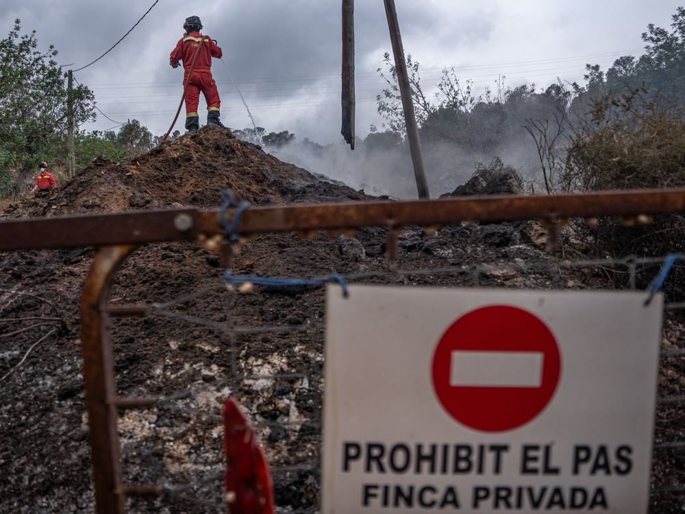 Firefighters bring forest fire near Tarragona in Spain under control