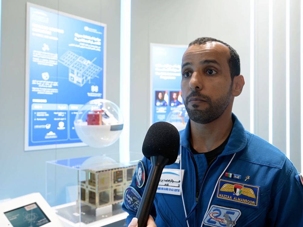 هزاع المنصوري يلهم الأجيال خلال "اصنع في الإمارات 2026"