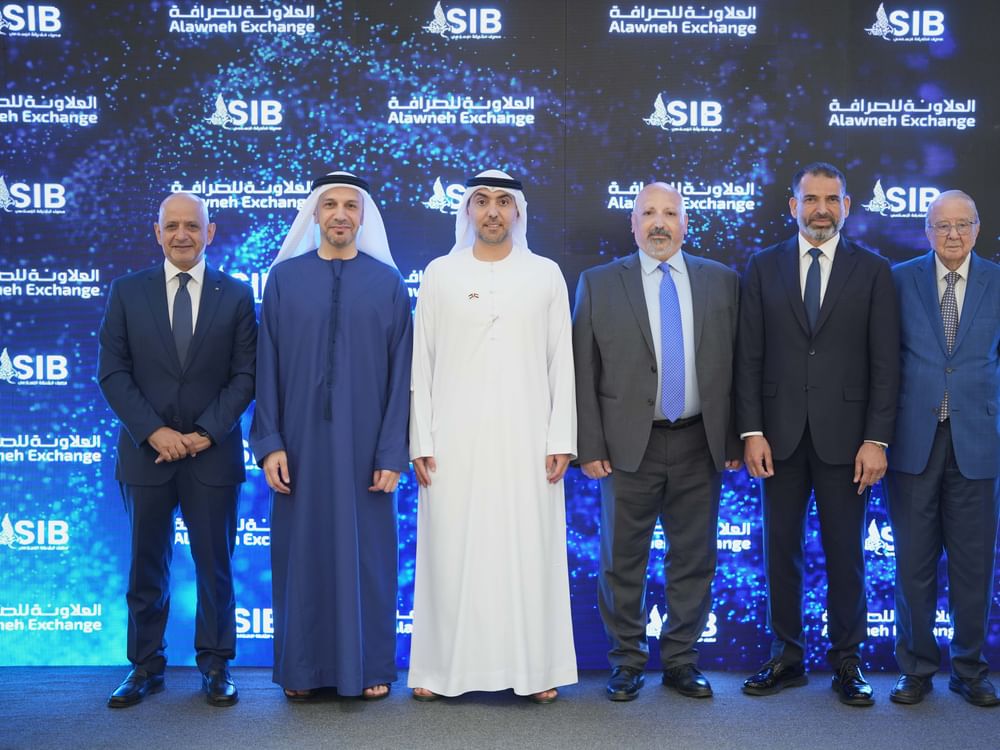 "الشارقة الإسلامي" يعزز الربط المالي بين الإمارات والأردن