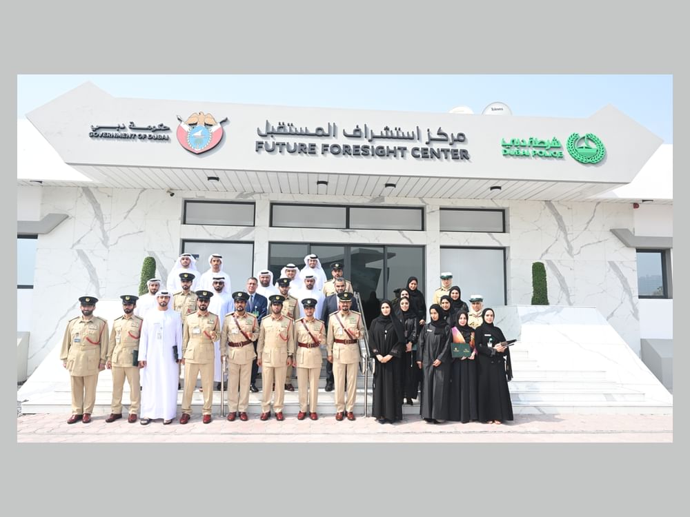 شرطة دبي تُخرج الدفعة الأولى من دبلوم