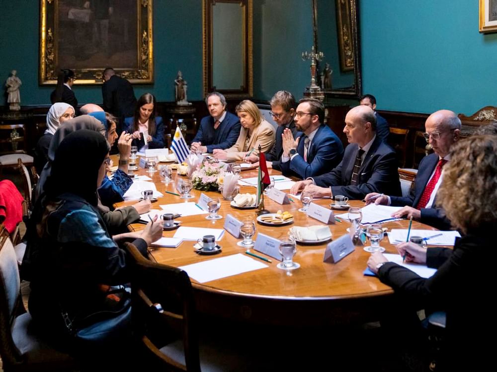 Renforcement des relations bilatérales entre les Émirats arabes unis et l'Uruguay