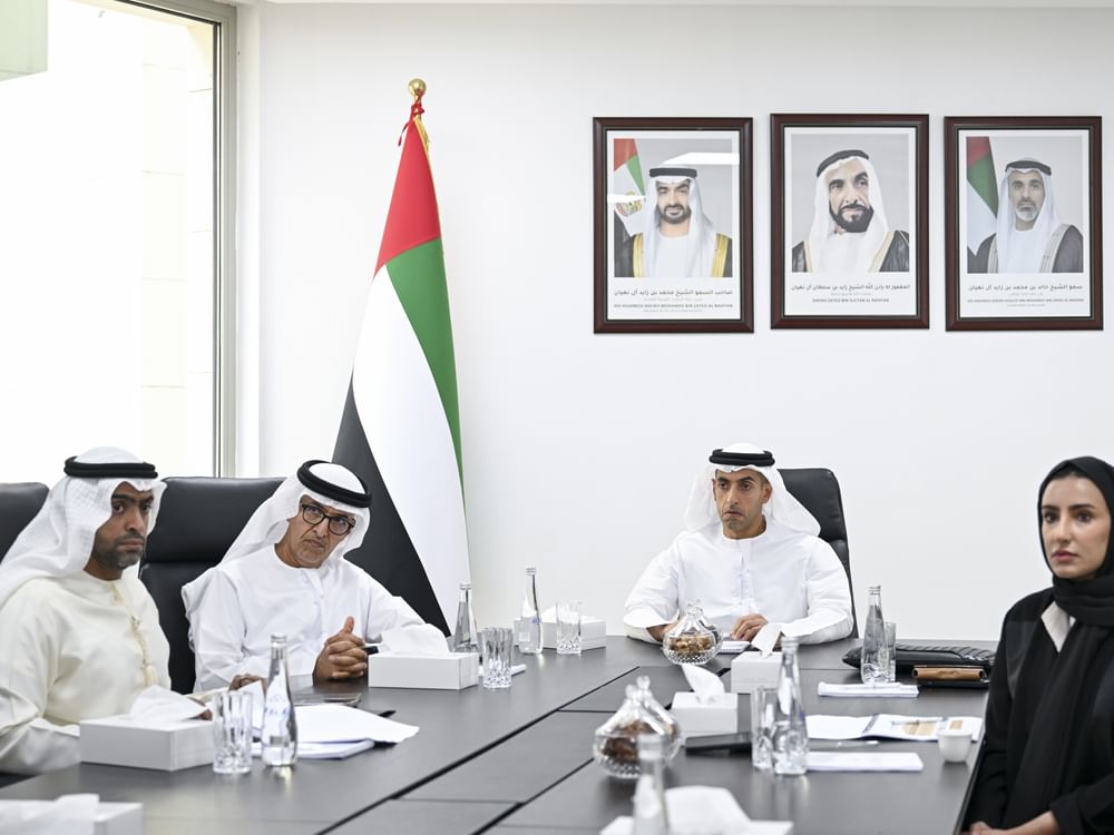 خالد بن زايد يترأس الاجتماع الأول لمجلس أمناء جائزة أبوظبي للتميز في دمج أصحاب الهمم “دمج”