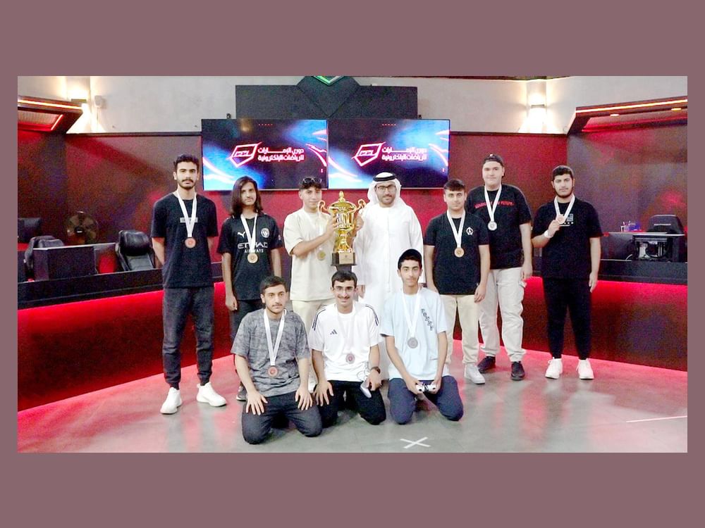 "الرياضات الإلكترونية" يتوج الفائزين بلقب منافسات الدوري الإماراتي