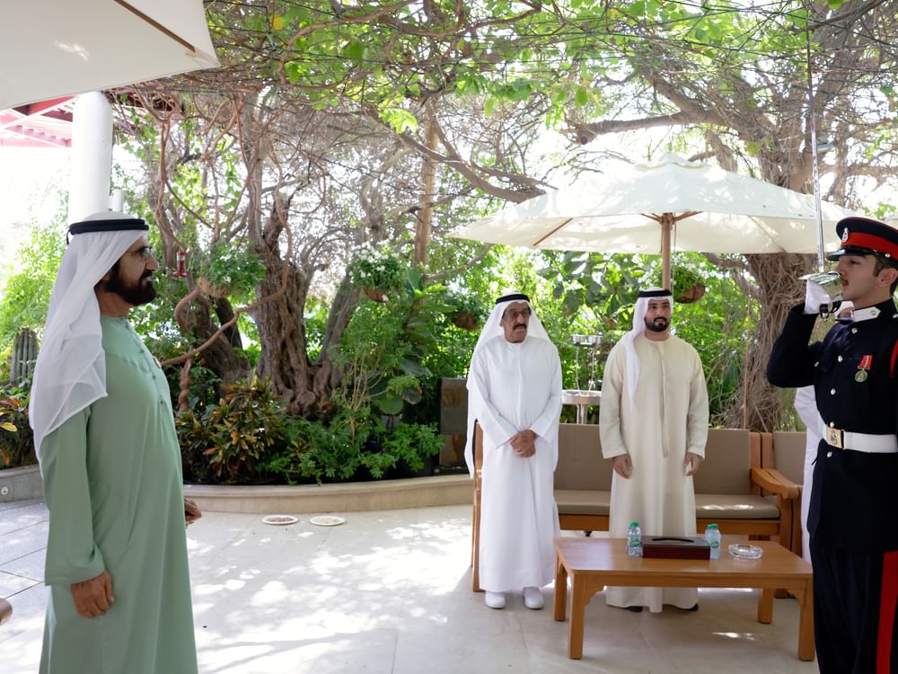 Gobernante de Dubai celebra la sobresaliente graduación de su nieto en la Academia Militar de Sandhurst