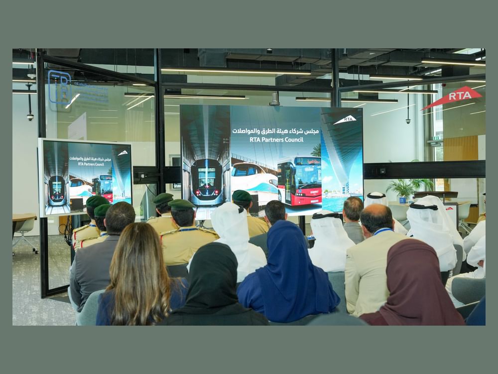 طرق دبي وشركاؤها يرسمون خارطة طريق تعزز التنقّل والاستدامة وجودة الحياة  