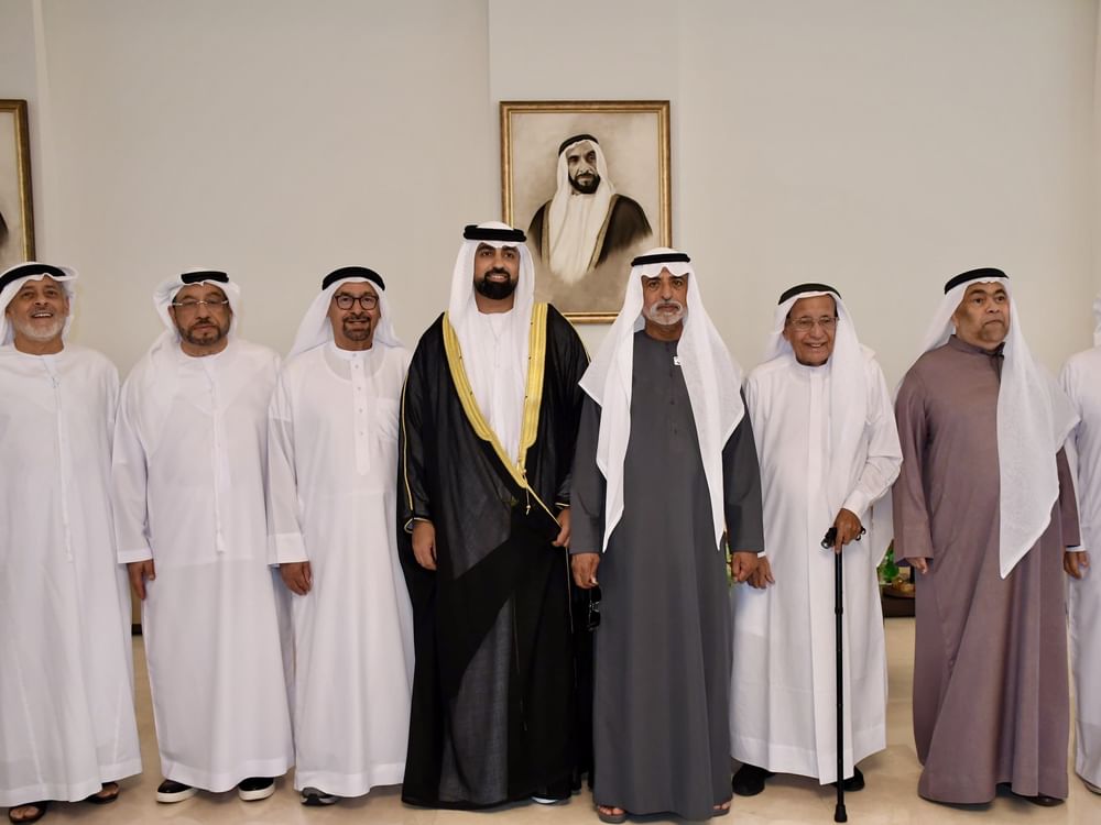 نهيان بن مبارك يحضر أفراح الصايغ والمرزوقي في أبوظبي