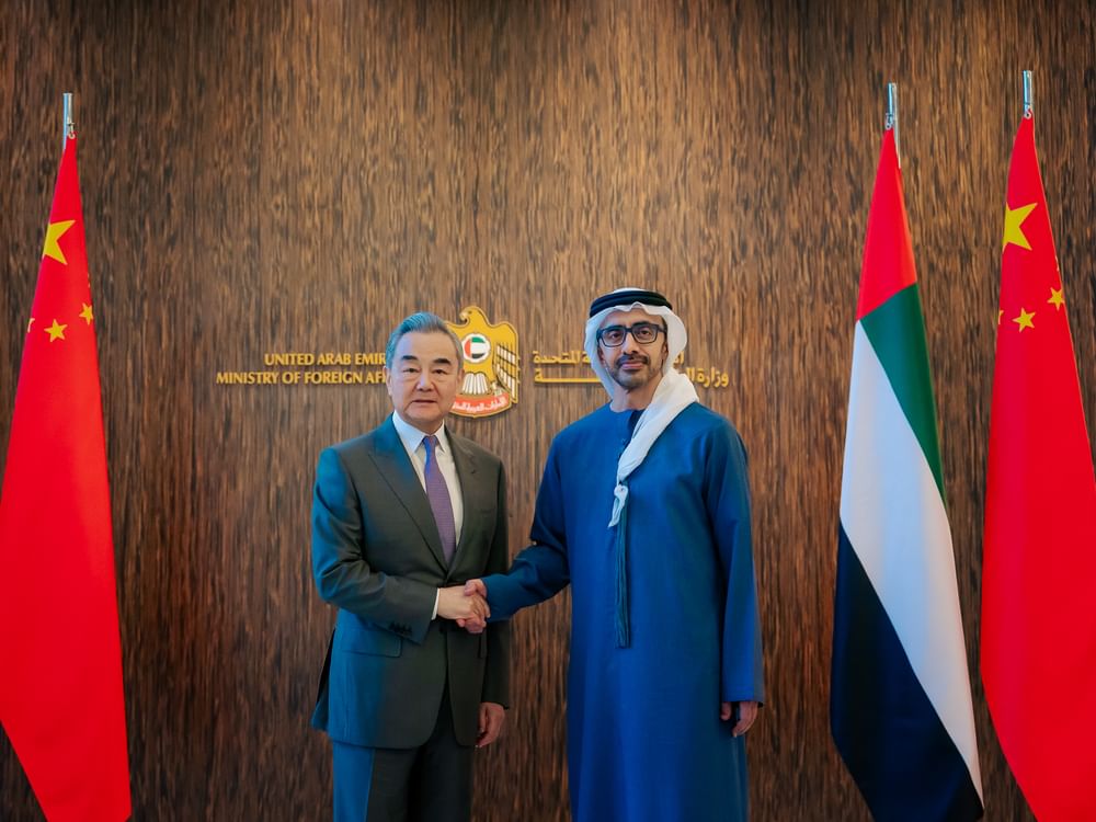 Abdullah bin Zayed, Chinese Foreign Minister affirm depth of Comprehensive Strategic Partnership between two countries in joint statement 