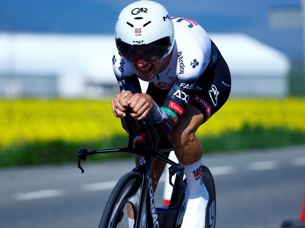 João Almeida y el UAE Team Emirates-XRG arrancan con fuerza en la Itzulia al quedar segundos en la crono inaugural