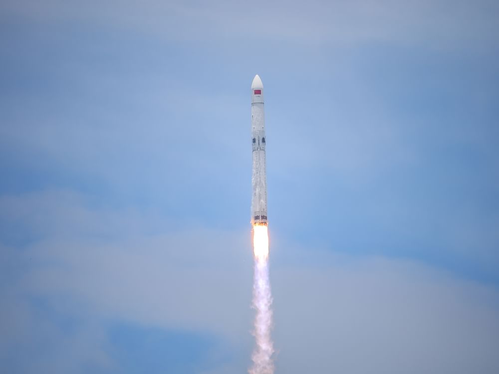China successfully recovers reusable space rocket