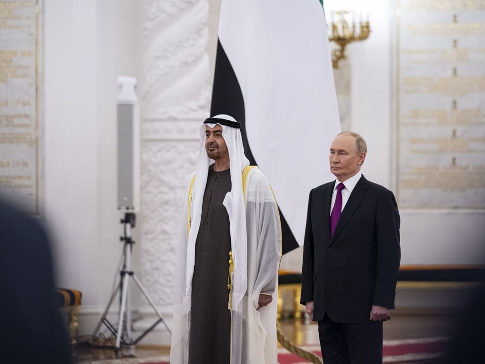 Presidente dos Emirados discute parceria estratégica com Putin durante visita oficial à Rússia