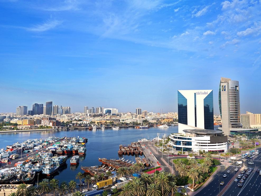 "دبي للشركات العائلية" يطلق ثلاث خدمات استشارية 