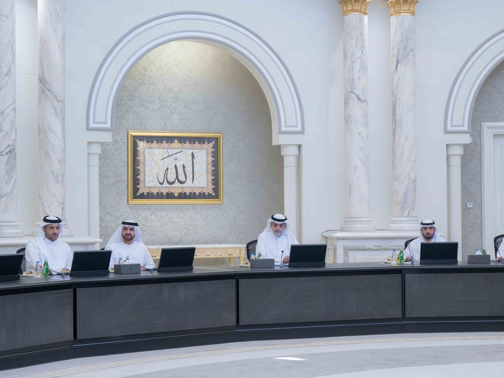 ولي عهد الشارقة يترأس اجتماع المجلس التنفيذي