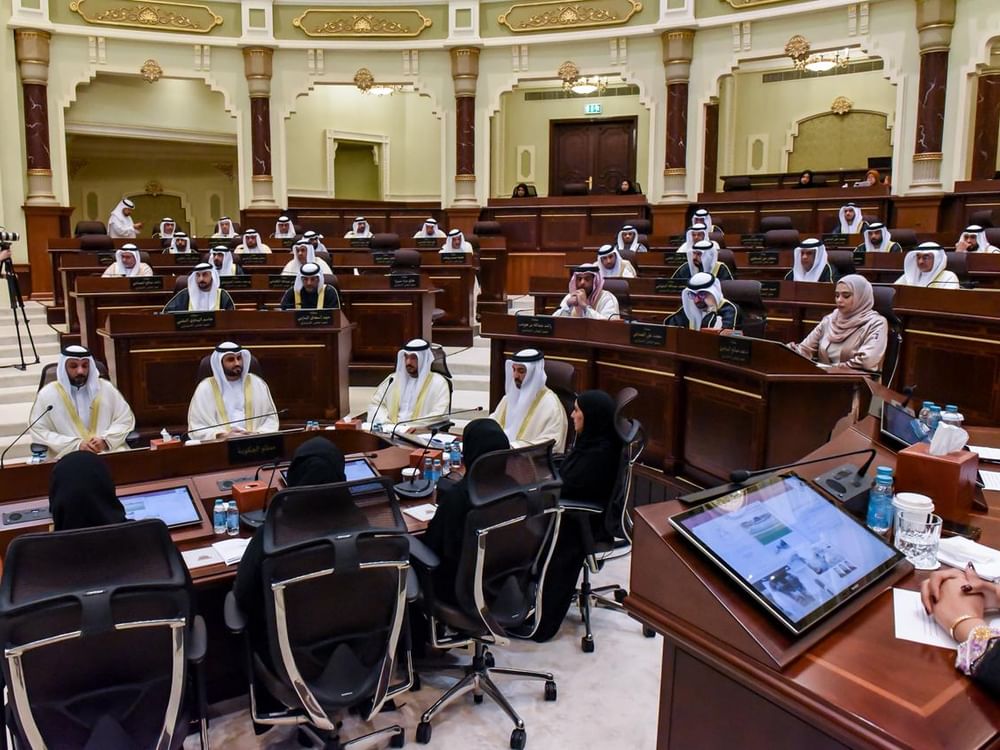 "استشاري الشارقة" يناقش سياسة دائرة الأشغال العامة في جلسته السابعة