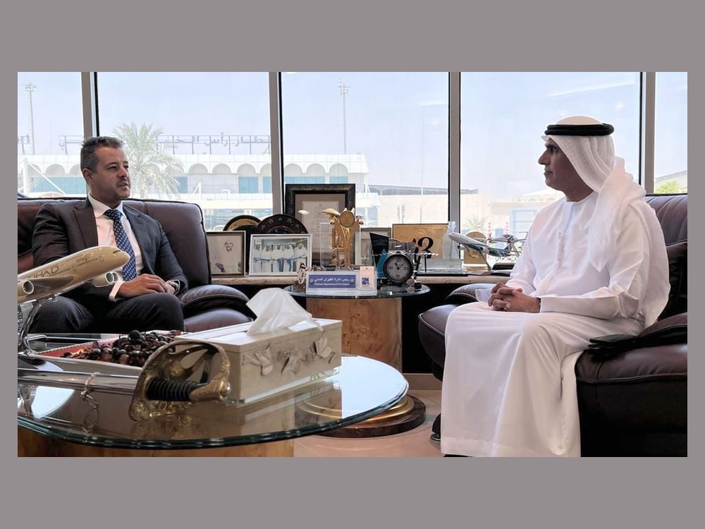 سالم بن سلطان القاسمي يستقبل قنصل عام نيوزيلندا 