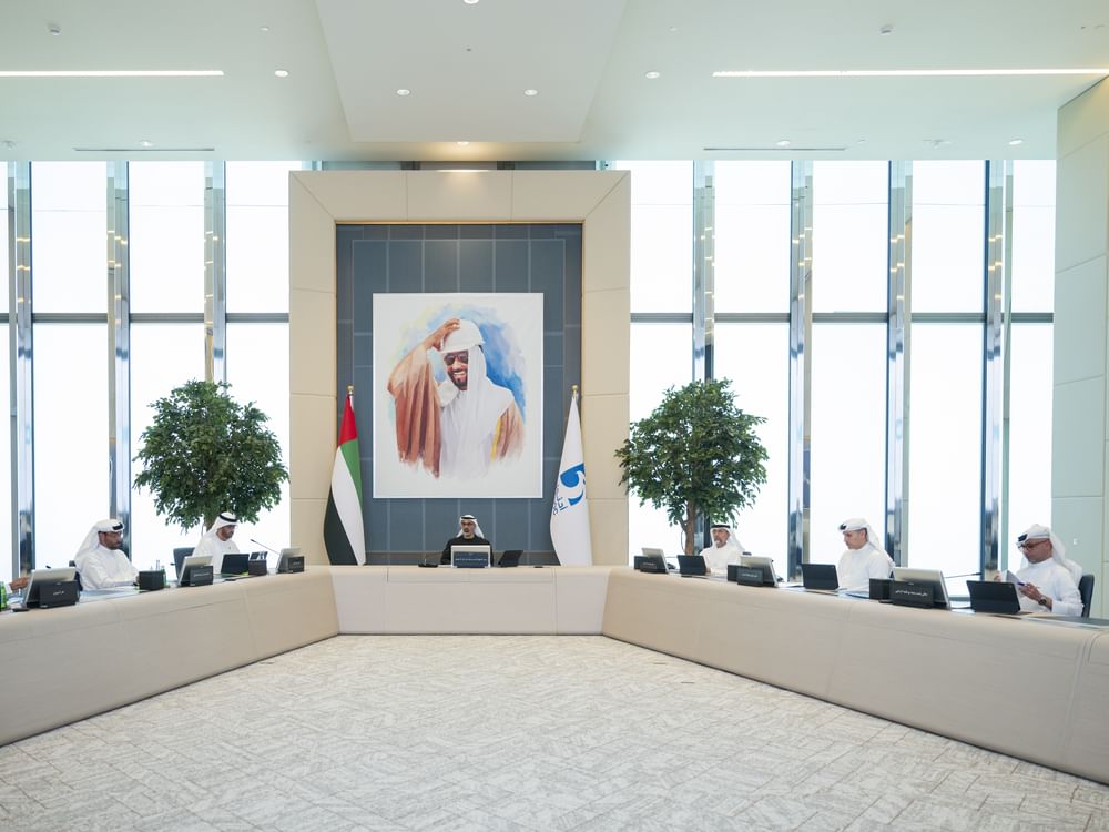 Khaled bin Mohamed bin Zayed chairs meeting of Executive Committee of ADNOC Board of Directors