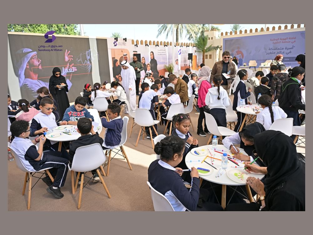 نهيان بن مبارك يوجه بأن يكون جناح صندوق الوطن ب"مهرجان الظفرة " منصة لمبدعيها