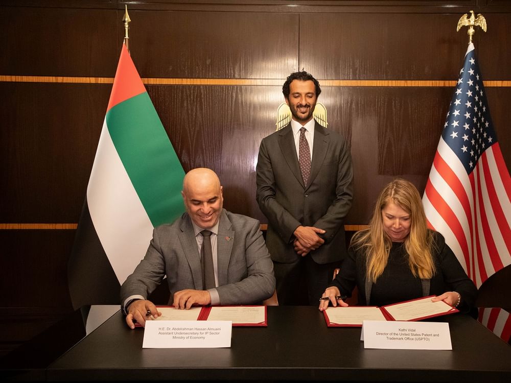الإمارات وأمريكا توقعان مذكرة تفاهم لتعزيز التعاون بمجال حماية حقوق الملكية الفكرية