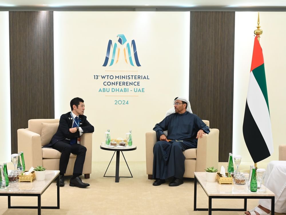 Ahmed Al Sayegh se reúne com ministro do Exterior do Japão