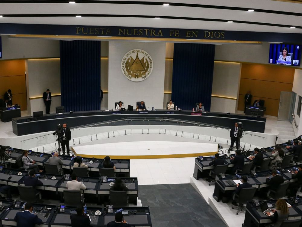El Salvador approves law removing limits on presidential re-election