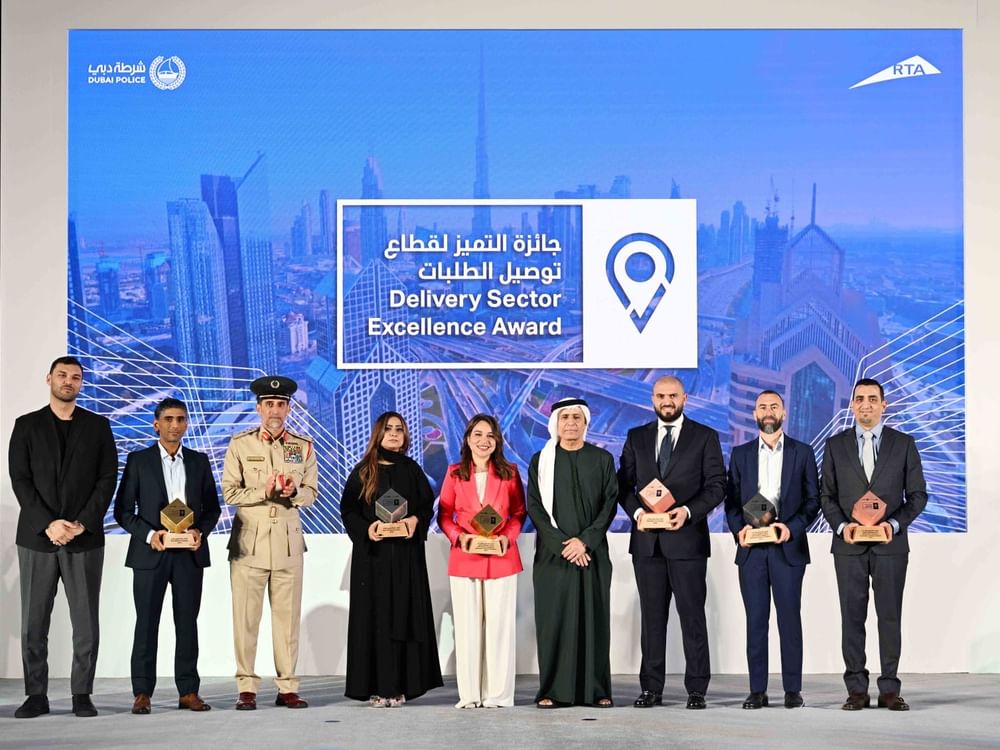 "طرق وشرطة دبي" تكرمان الفائزين بجائزة التميّز لقطاع توصيل الطلبات