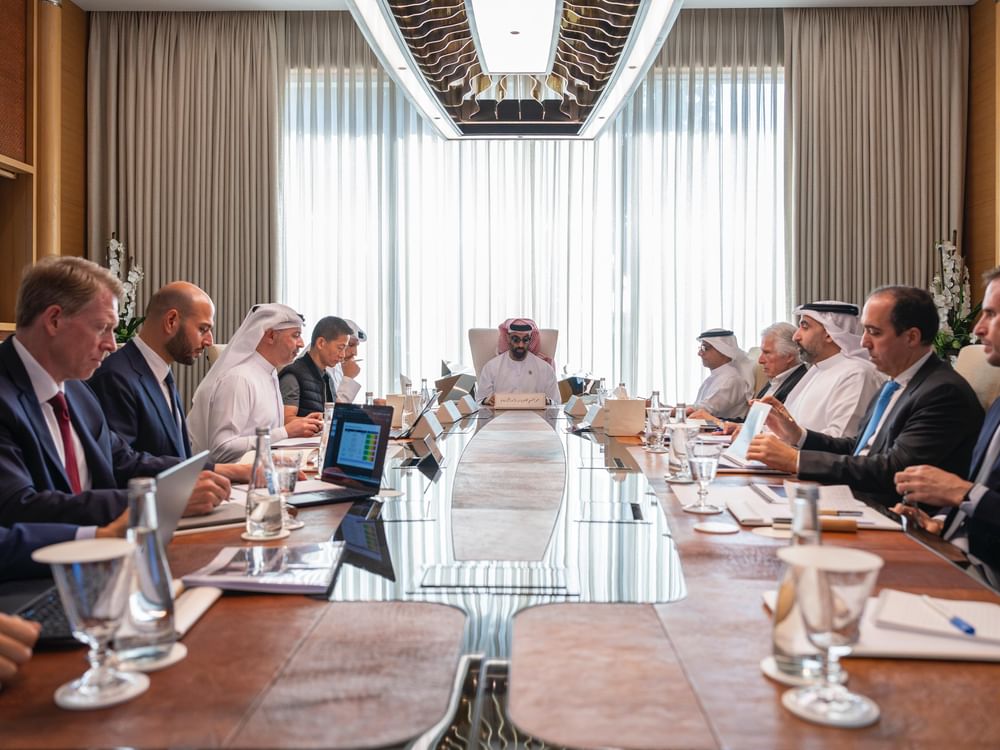 Tahnoon bin Zayed chairs MGX’s year-end board meeting for 2025