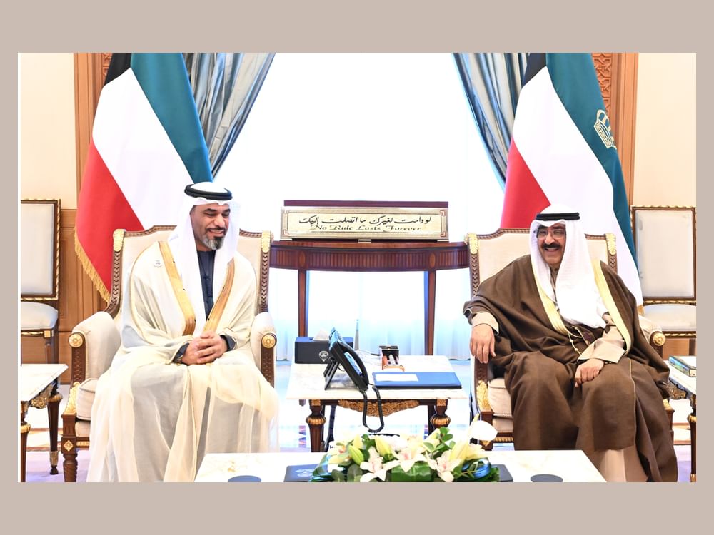 أمير الكويت يستقبل رئيس جهاز الإمارات للمحاسبة