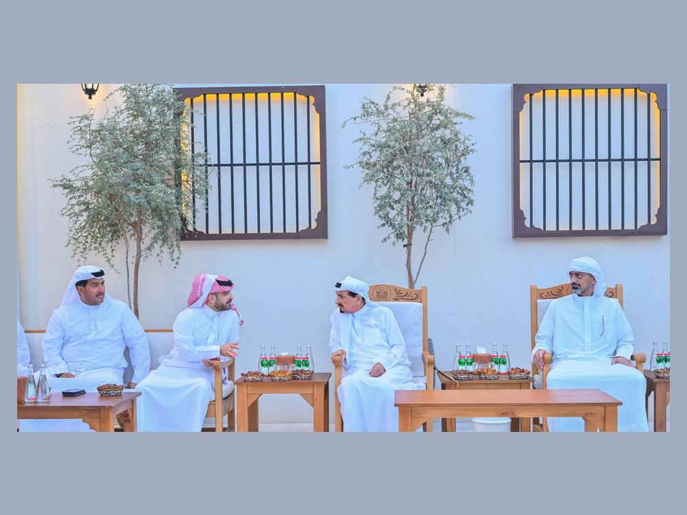 حاكم عجمان وولي عهده يتقبلان تهاني القنصل السعودي والمسؤولين بشهر رمضان