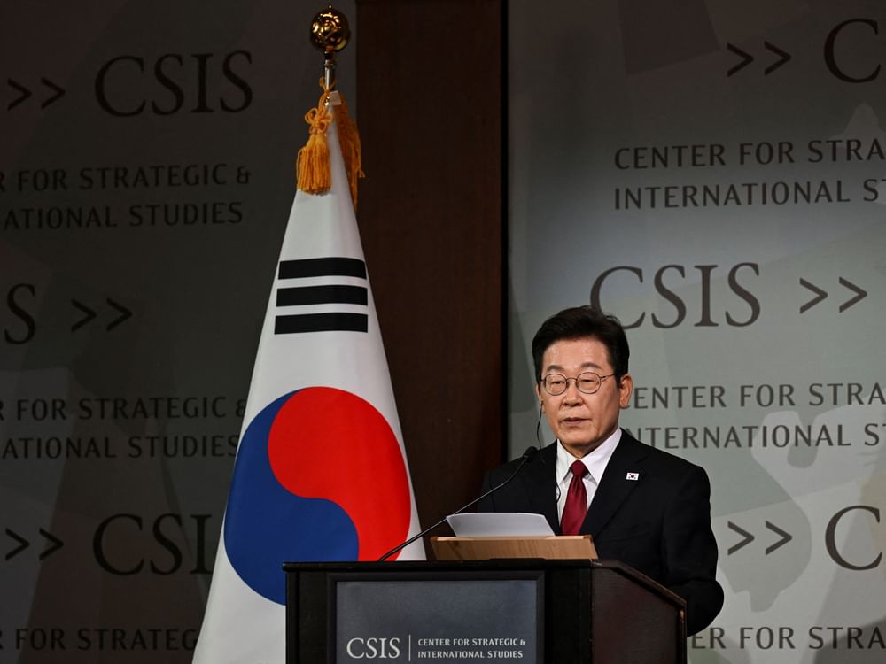韩国与美国签署11份谅解备忘录加强工业合作