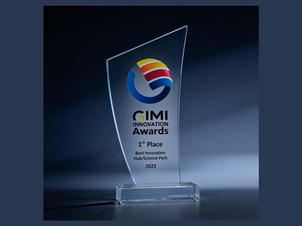 "طرق دبي" تحصد جائزة أفضل حاضنة ابتكار على مستوى العالم