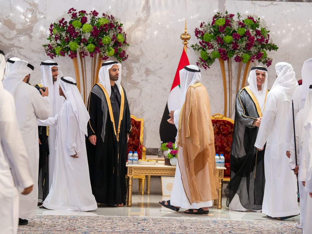 سعود بن صقر يستقبل جموع المهنئين بعيد الأضحى المبارك
