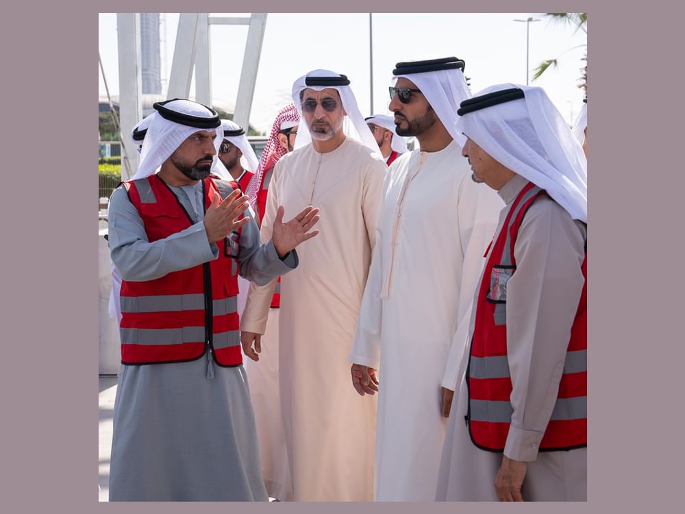 راشد بن حميد يتفقد ملعب "مونديال" الشاطئية