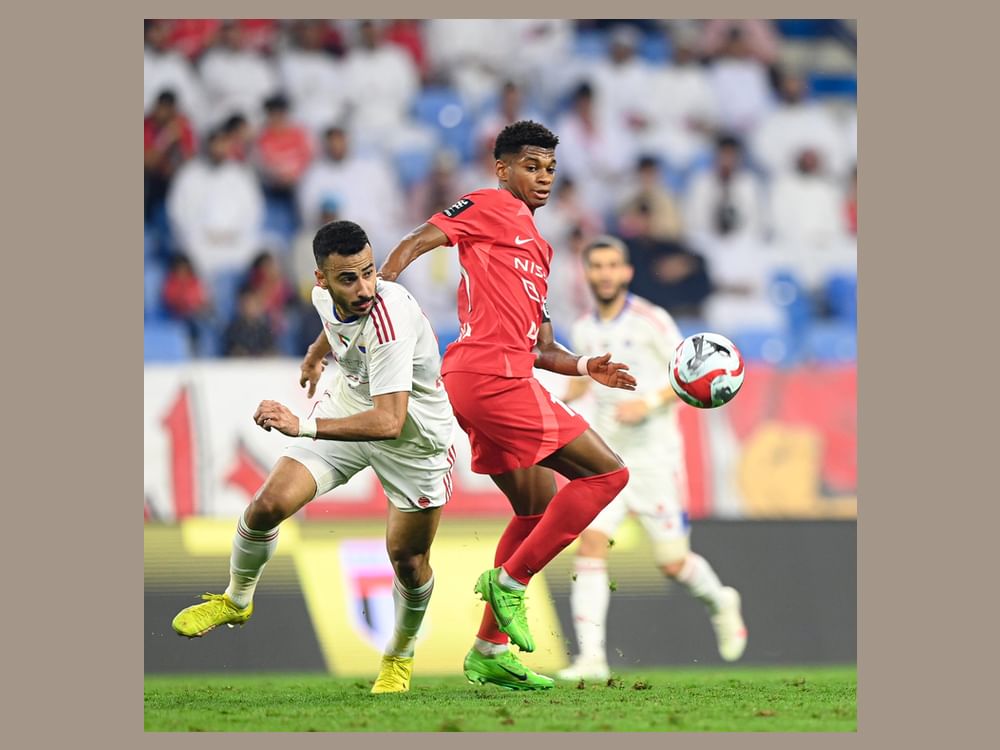 شباب الأهلي واتحاد كلباء يتأهلان إلى نصف نهائي كأس رئيس الدولة لكرة القدم