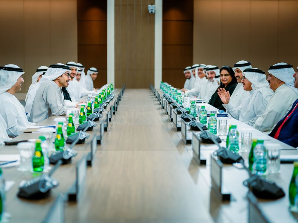 Abdullah bin Zayed chairs 11th session of UAE-Bahrain Joint Higher Committee, sign 5 MoUs