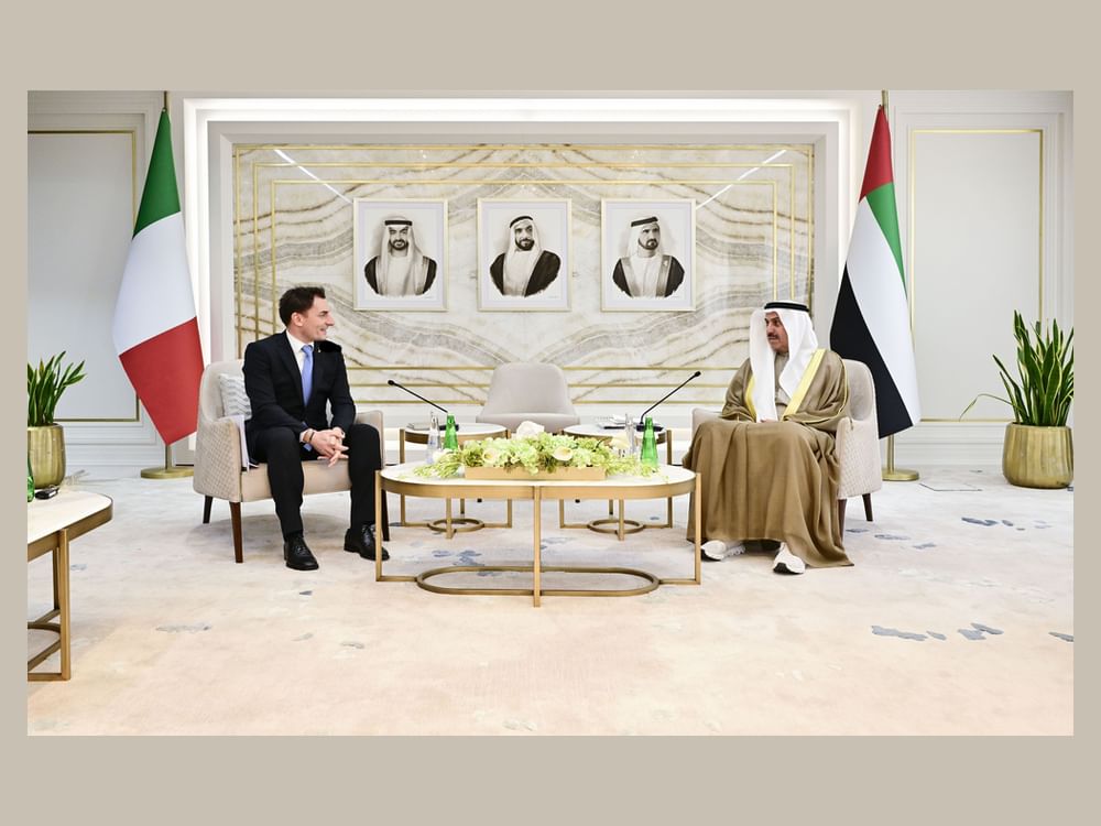 صقر غباش يستقبل رئيس اللجنة البرلمانية المعنية بالمناخ والبيئة في البرلمان الإيطالي