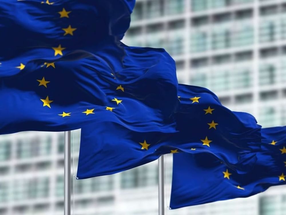 EU eyes tighter registration, no-fly zones to tackle drone threats