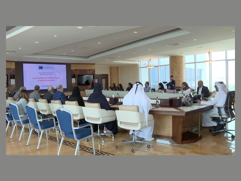 في خطوة هي الأولى إقليميا .. "حمدان بن محمد الذكية" تطلق وكيل ذكاء اصطناعي لكل عضو هيئة تدريس