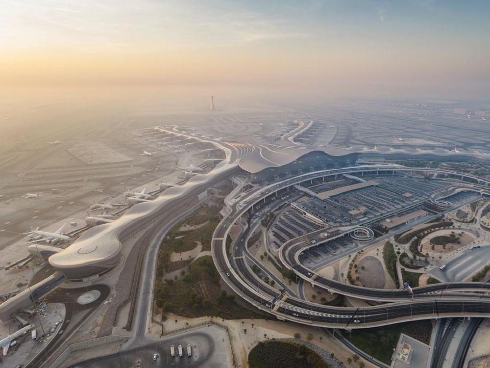 Aeroportos de Abu Dhabi superam 33 milhões de passageiros em 2025