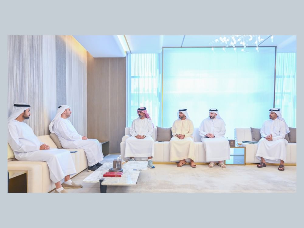 عمار بن حميد يستقبل وفدا من "قطارات الاتحاد" .. ويطلع على شبكة السكك الحديدية الوطنية وخططها المستقبلية