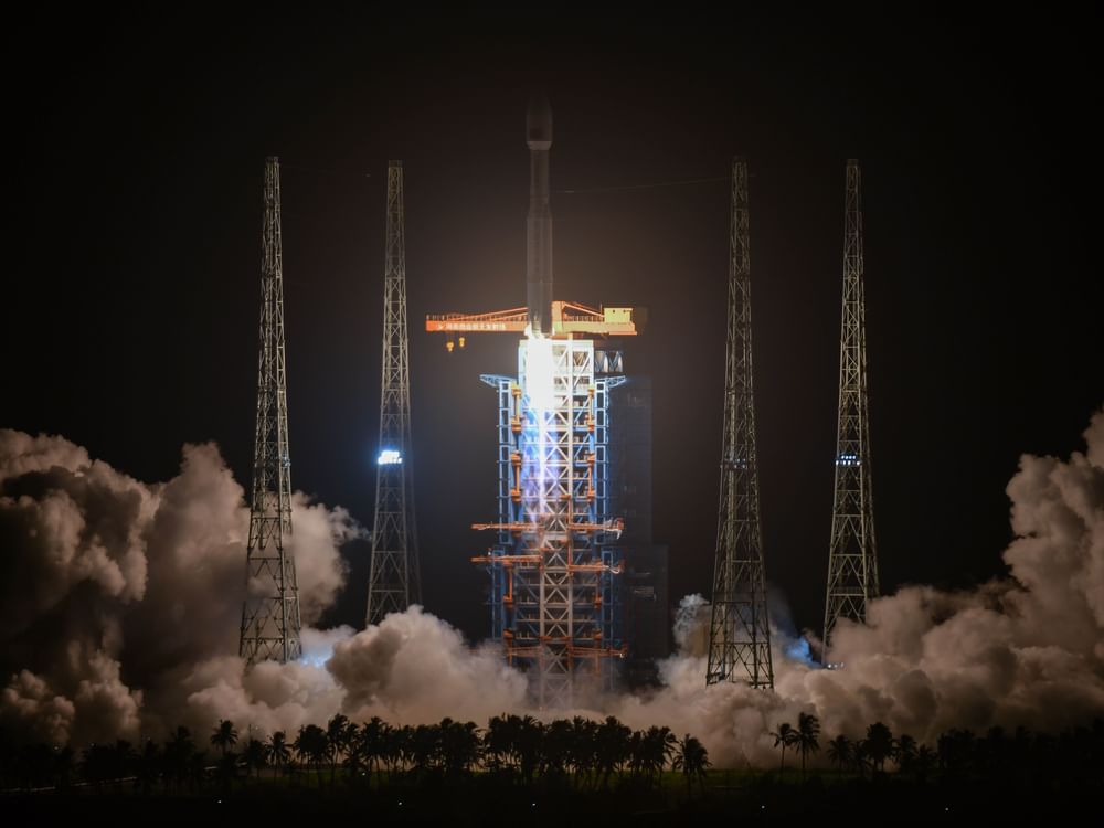 中国成功发射卫星互联网低轨26组卫星
