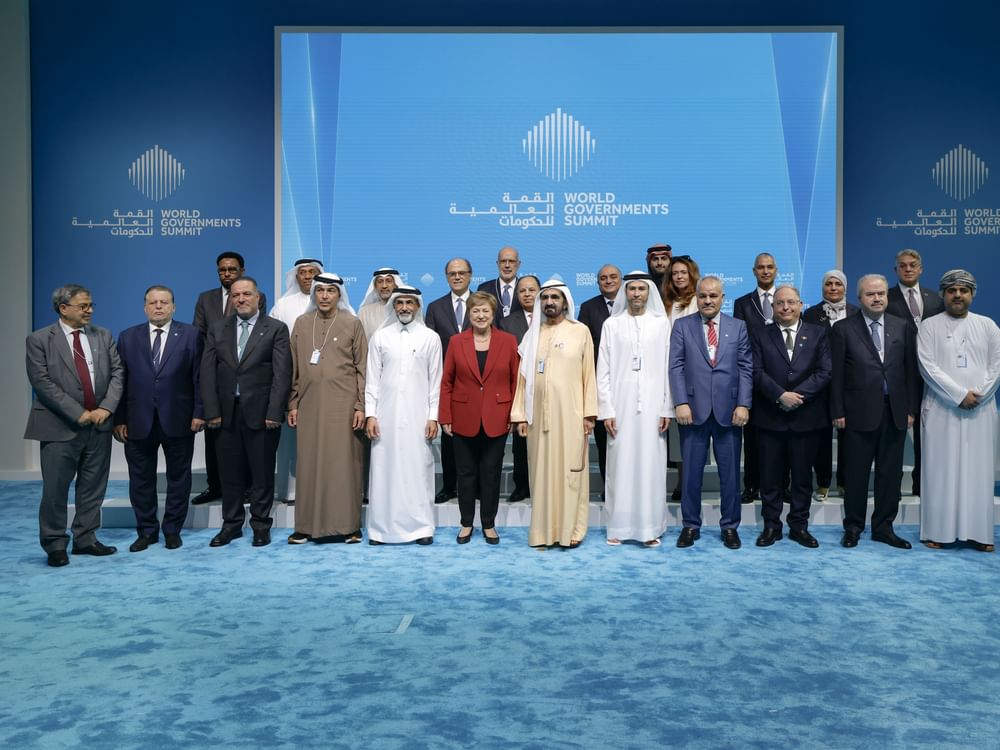 Mohammed bin Rashid meets with Arab Finance Ministers participating in 10th Arab Fiscal Forum 