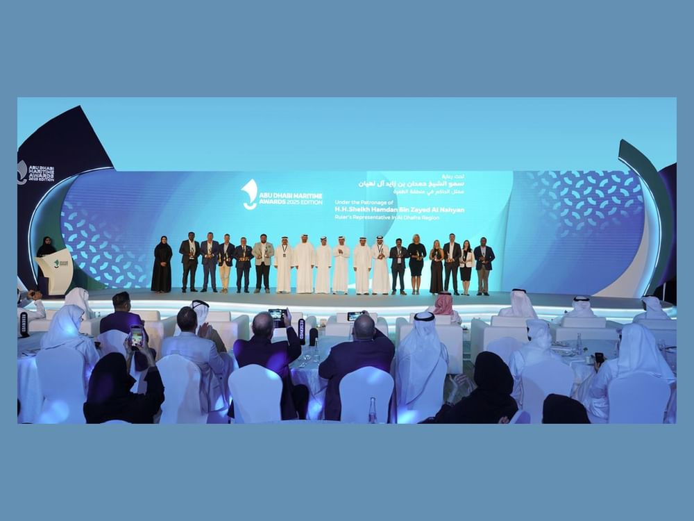 الفائزون بجوائز أبوظبي البحرية 2025 يرتقون بمعايير قطاع المراسي 