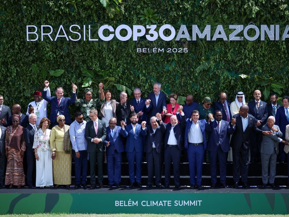 Leaders of 40 countries endorse rainforest conservation fund