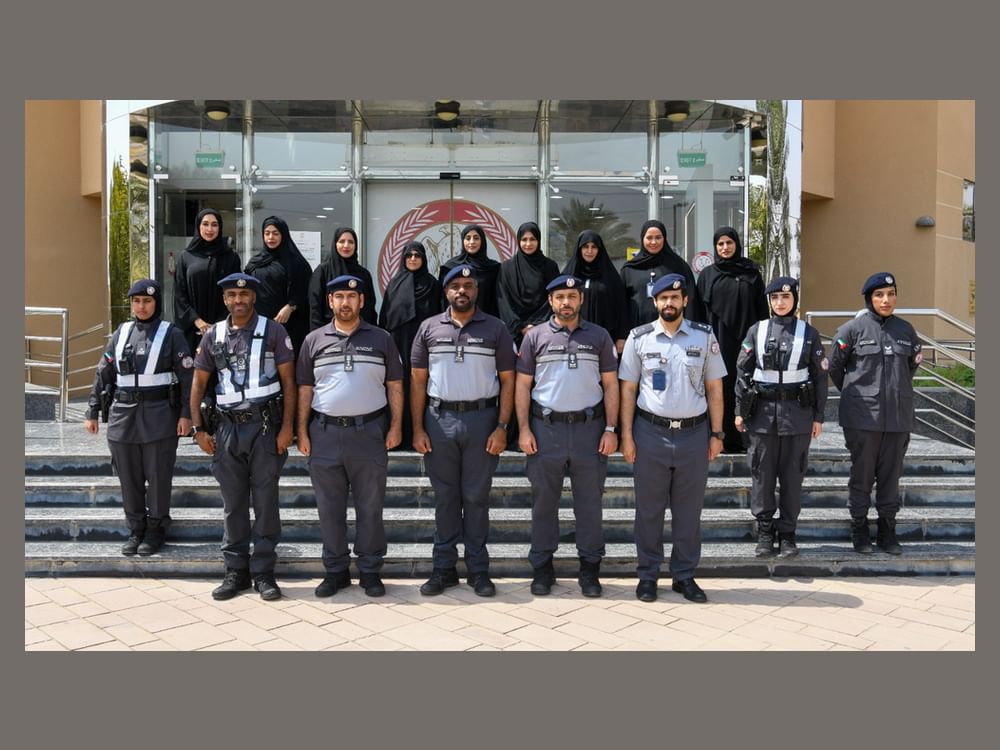 شرطة أبوظبي تحتفي بيوم المرأة الإماراتية وتكرم المتميزات