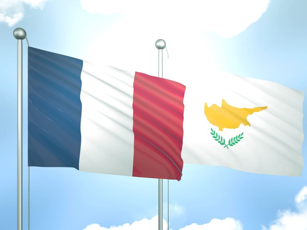 La France enverra systèmes anti-missiles et frégate à Chypre après attaque de drones